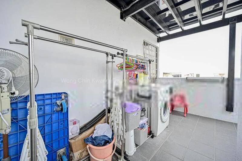 7 Bed Apartment (Condo) for Sale in  Avon Park - Image 18